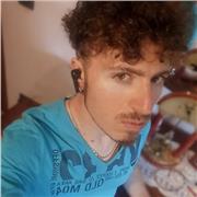 Mi chiamo Antonio e offro ripetizioni di inglese, francese e spagnolo.